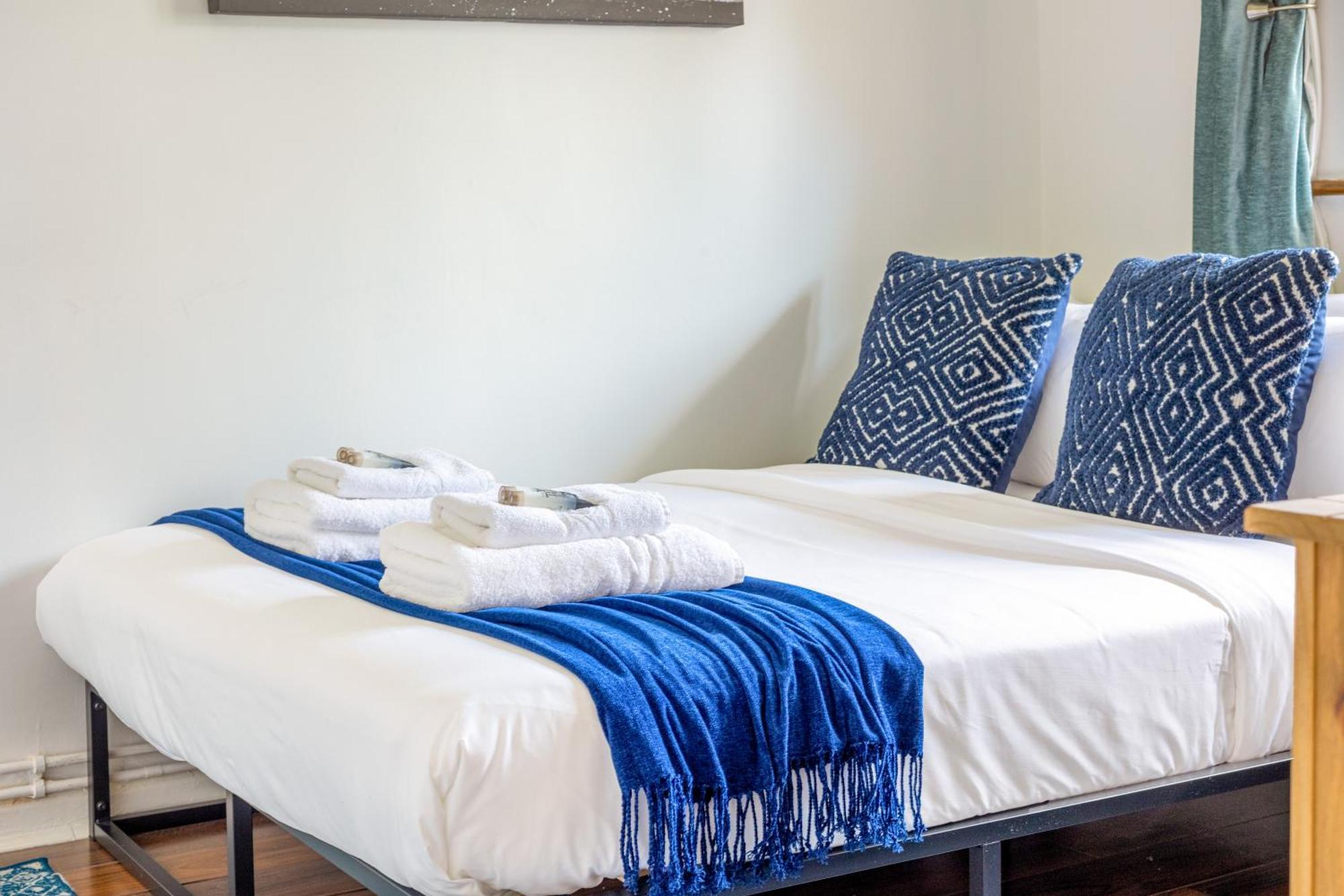 Renovated 2-storey 2br Wgarden Near Angel St Appartamento *